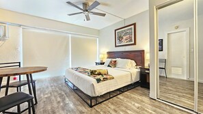 Iron/ironing board, free WiFi, bed sheets