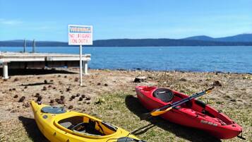 Sun loungers, beach towels