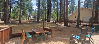 2-bedroom cabin in Lake Almanor West. 