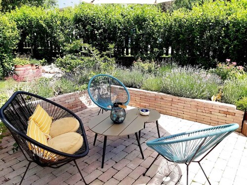 Holiday apartment with air conditioning, WLAN and view of the Belső-tó