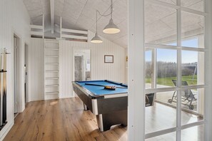 Spielezimmer