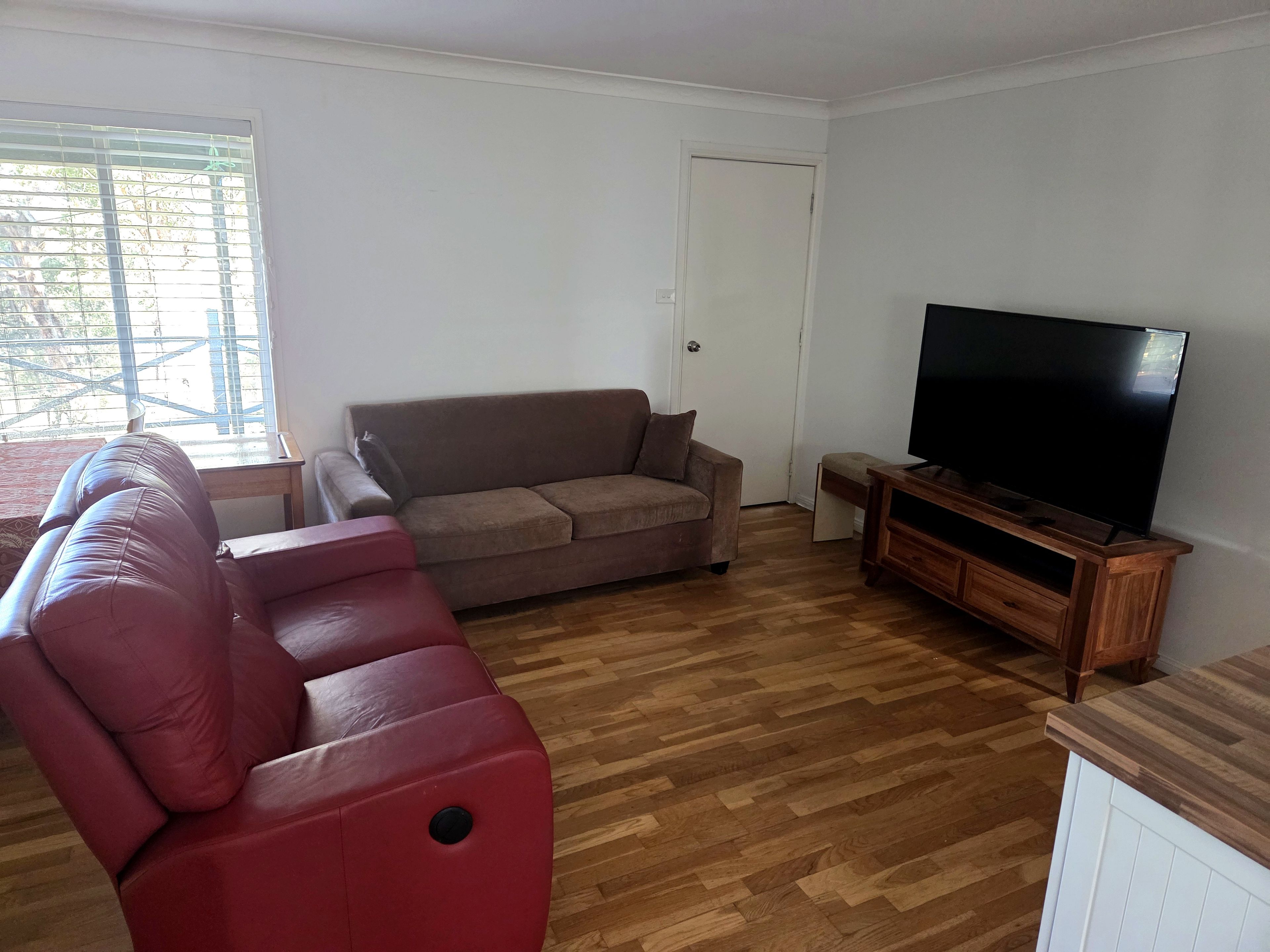 Accessible Retreat  3 Bedroom, 2 Bathroom - Sydney