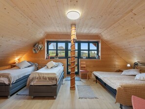 3 bedrooms, Internet