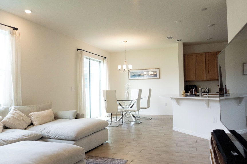 Brand New Perfect 4-bedroom Home With Purified Water All Throughout - Plant City, FL