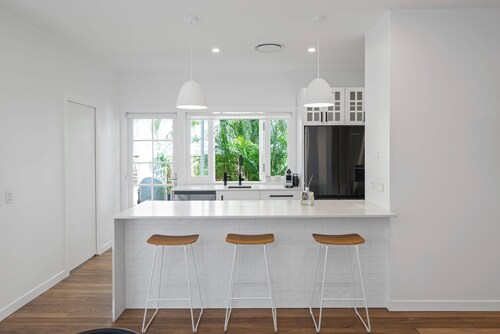Genoa Beach House. - where coastal charm meets ultimate comfort. Pet friendly