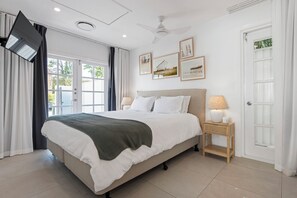 3 bedrooms, iron/ironing board, travel crib, free WiFi