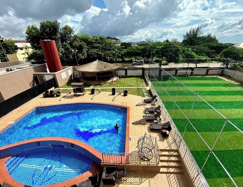 3BEDROOM DUPLEX +SWIMMING POOL, GYM, WIFI, YOUTUBE, PRIME IN A SECURED ESTATE