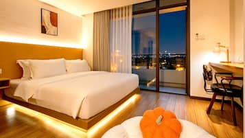 Superior Room | Memory-foam beds, minibar, individually furnished, desk