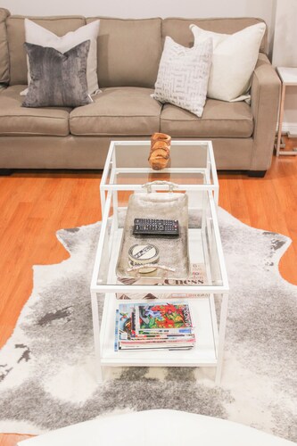 Bright & Spacious Well-Appointed Apartment | Central Mississauga