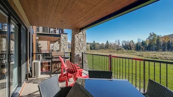 Condo, Balcony, Mountain View | Terrace/patio