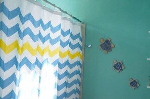 Family Apartment | Bathroom - Aventura Surf Suites-Surf City El Tunco (Tamanique)