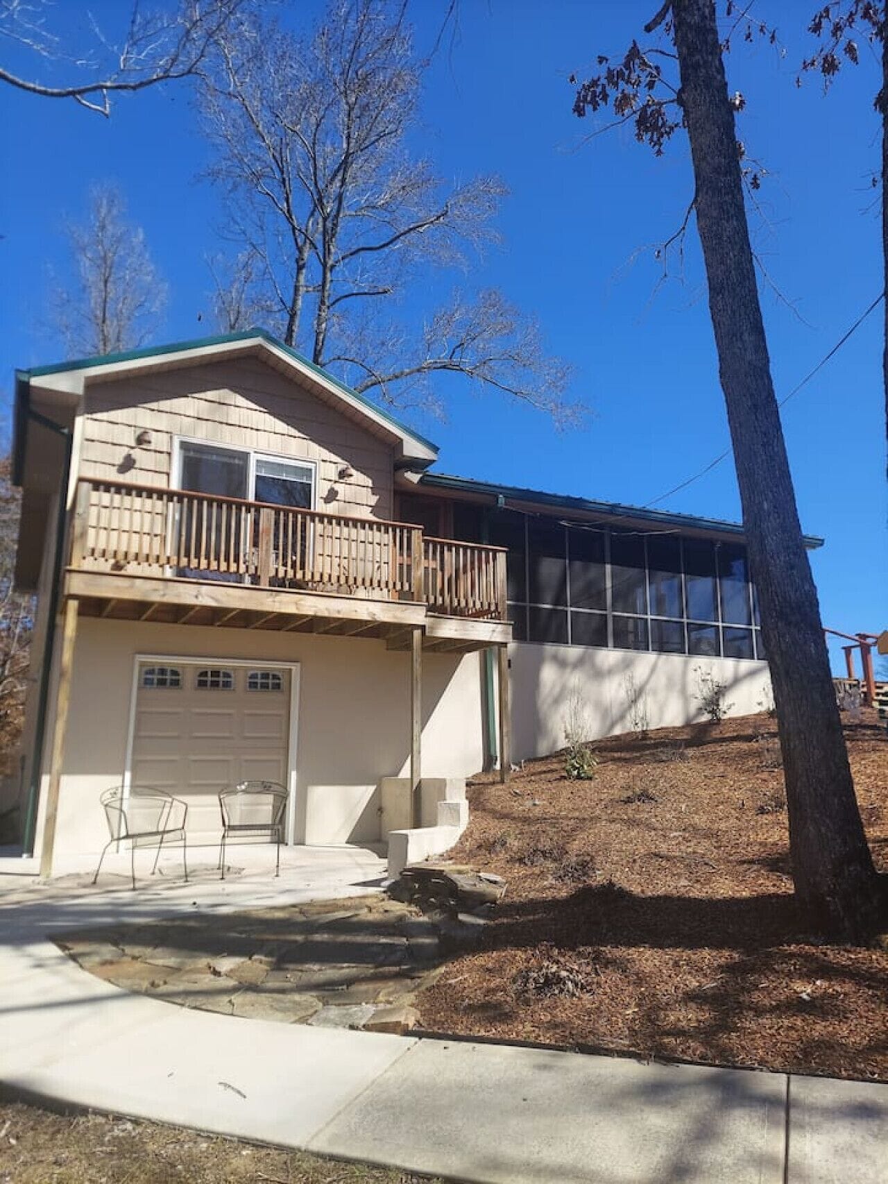 المنشأة من الخارج