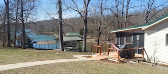 Catfish Cove at Watts bar Lake