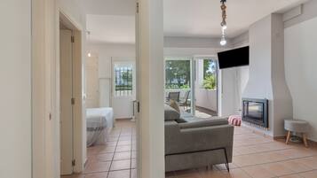 2 chambres, fer et planche Ă repasser, Wi-Fi gratuit, draps fournis