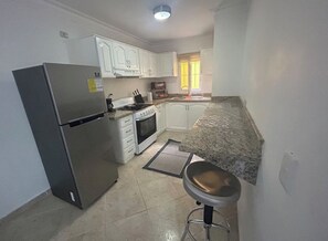 Microondas y placa de cocina