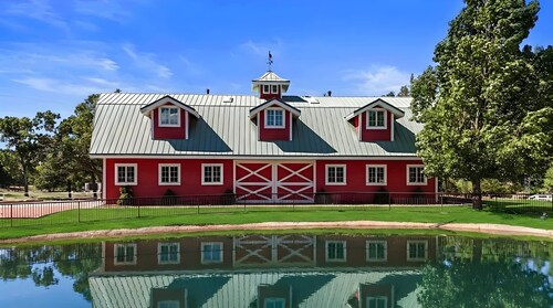 Lofted Legacy Barn,  White Mountains AZ