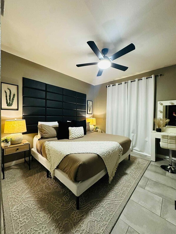 6 chambres, fer et planche à repasser, Wi-Fi, draps fournis