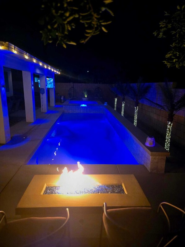 Piscine extérieure, piscine chauffée