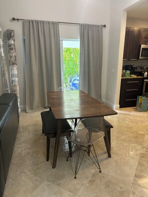 Dining - Palace at the Gables (Coral Gables)
