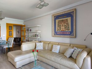 TV - Malaga Pacifico by Interhome (Málaga)