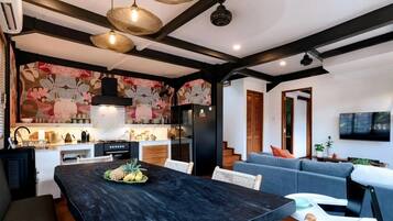 Villa 1, 3 bedrooms, Private pool | Bathroom