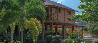 BEAUTIFUL VILLA WITH MOUNTAIN VIEW