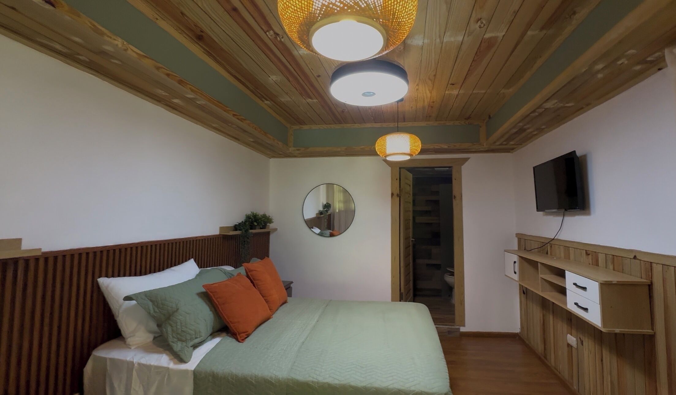 4 habitaciones, wifi y ropa de cama 