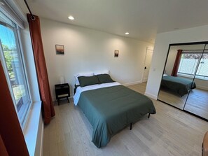 2 quartos, ferros/tábuas de passar roupa, Wi-Fi de cortesia