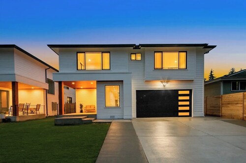 2 BDRM Modern Meets Cozy in Federal Way