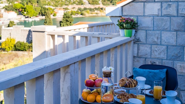 Unclassified image, 1 of 34, button - Apartments Vodnica-one Bedroom Apartment With Balcony and Partial Sea View A2 (Dubrovnik)