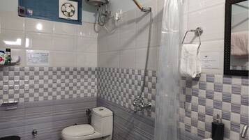 Bidet, towels