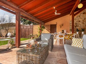 Outdoor dining - Villa Chantal by Interhome (Pals)