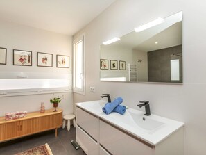 Towels - Villa Chantal by Interhome (Pals)