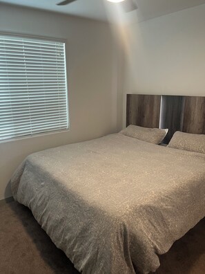 1 bedroom, desk, iron/ironing board, WiFi