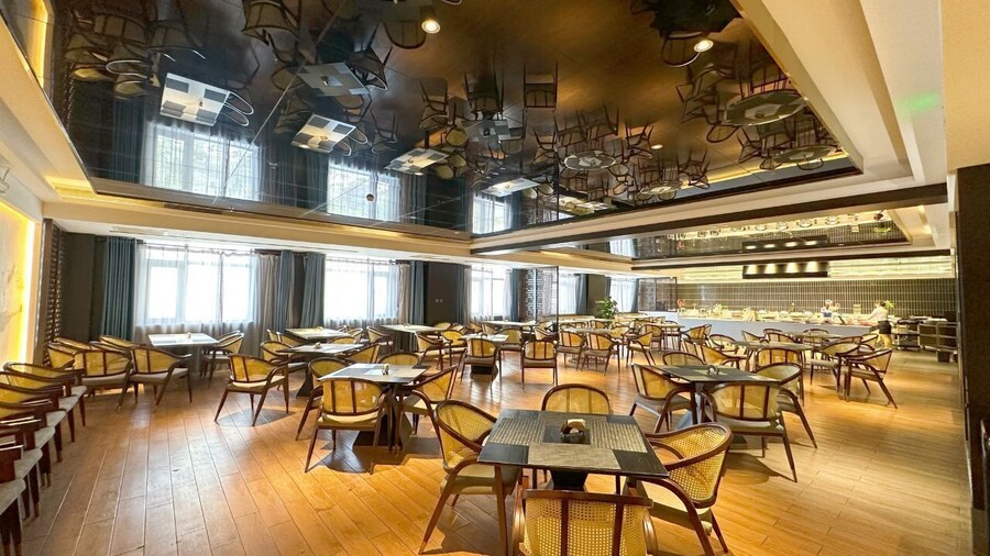 AI Lives In The Future Hotel(Xi'an Longshouyuan Daming Palace West Subway Station Branch)