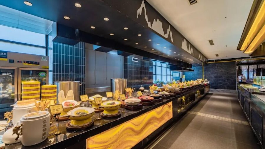 AI Lives In The Future Hotel(Xi'an Longshouyuan Daming Palace West Subway Station Branch)