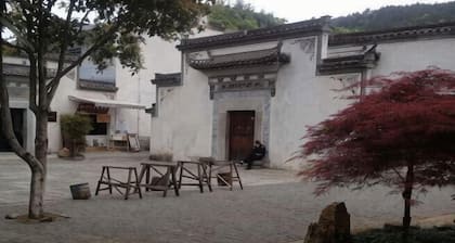 Jixi Longchuan No.19 Farm Hotel