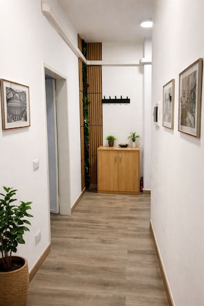 Interior - Cozy House with first Services, schools, parks, 2 metro and san siro stadium (Milano)