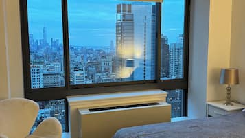 1 slaapkamer, een bureau, een strijkplank/strijkijzer, gratis wifi