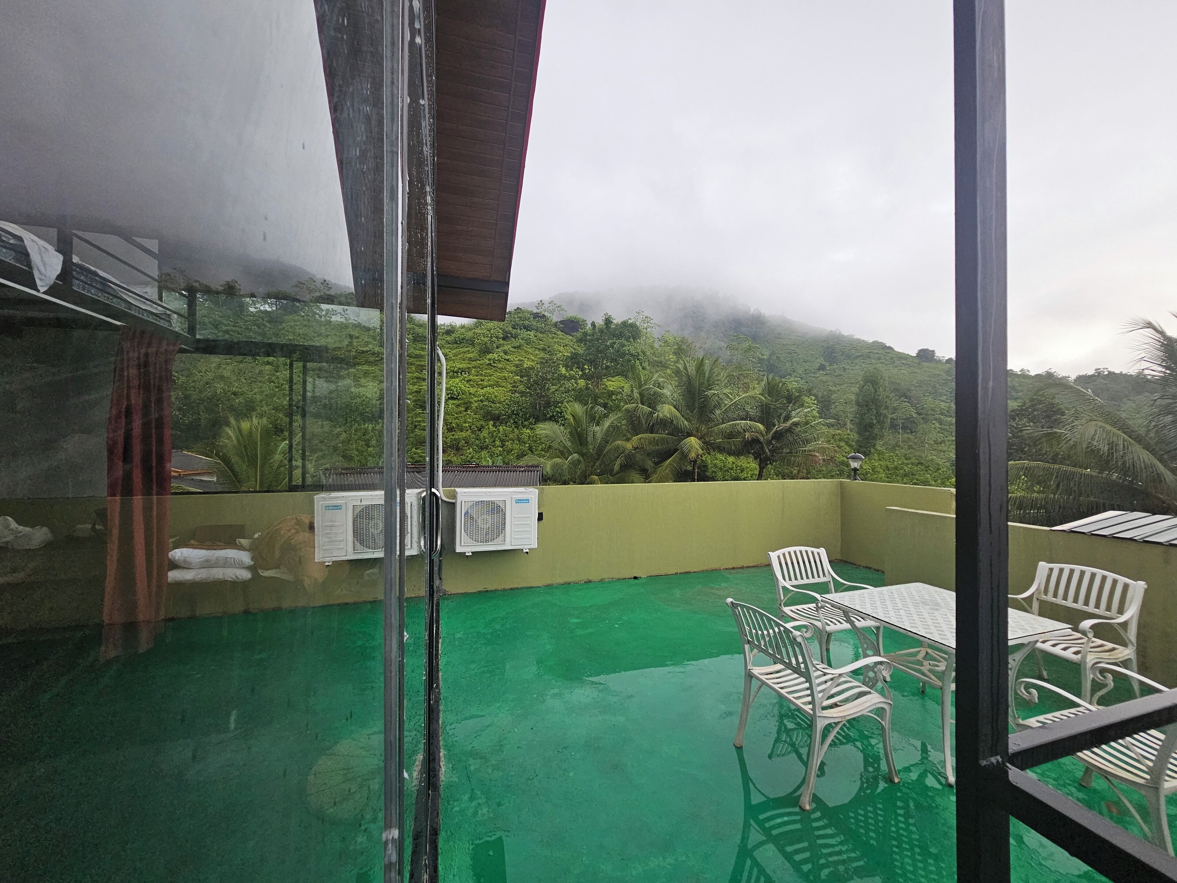 Panoramic Villa, Mountain View | Terrace/patio