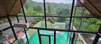 South Summer Villa 360