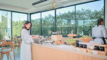 Daily buffet breakfast (THB 250 per person)