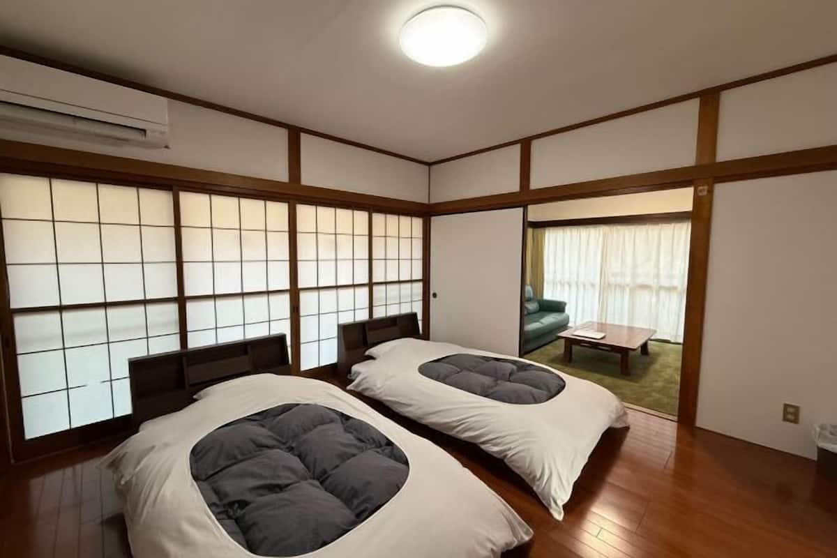 1 bedroom, down comforters, in-room safe, laptop workspace