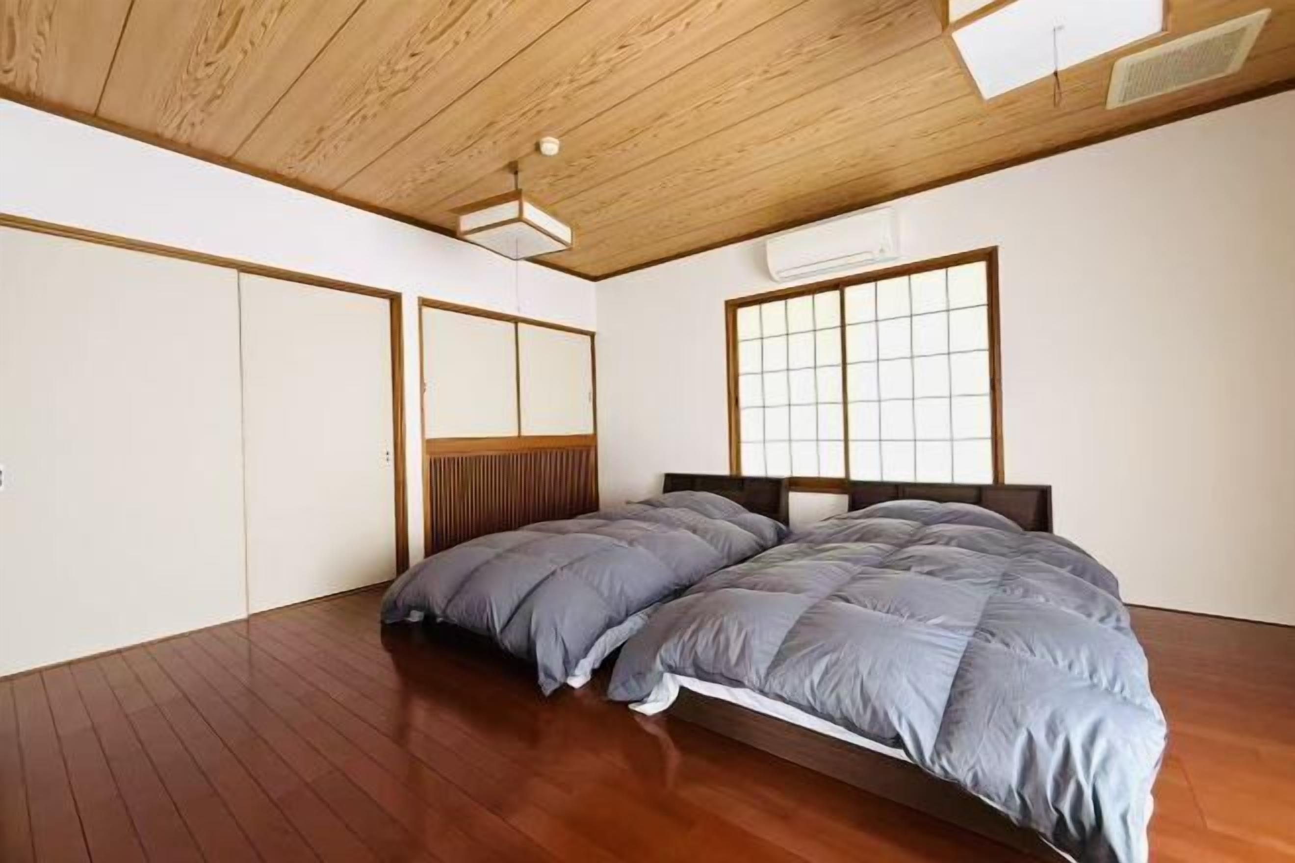 Down duvets, in-room safe, laptop workspace, free WiFi