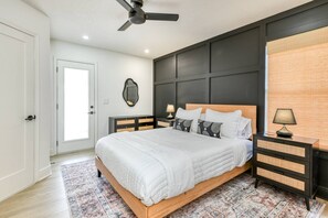 4 bedrooms, desk, iron/ironing board, free WiFi