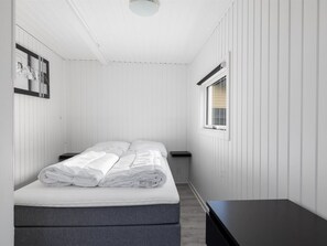 3 bedrooms, WiFi