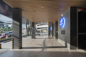 施設の入り口