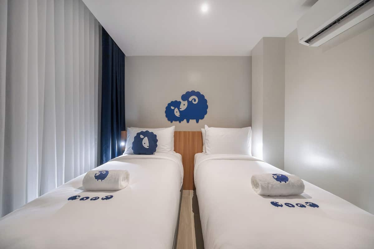 Economy Twin Room