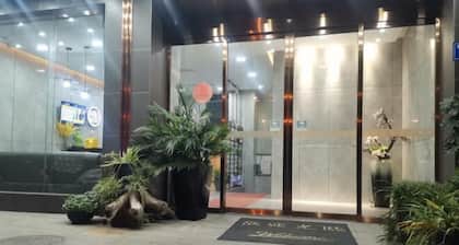 Panlongshan Hotel (Su Longqiao Subway Station Store)