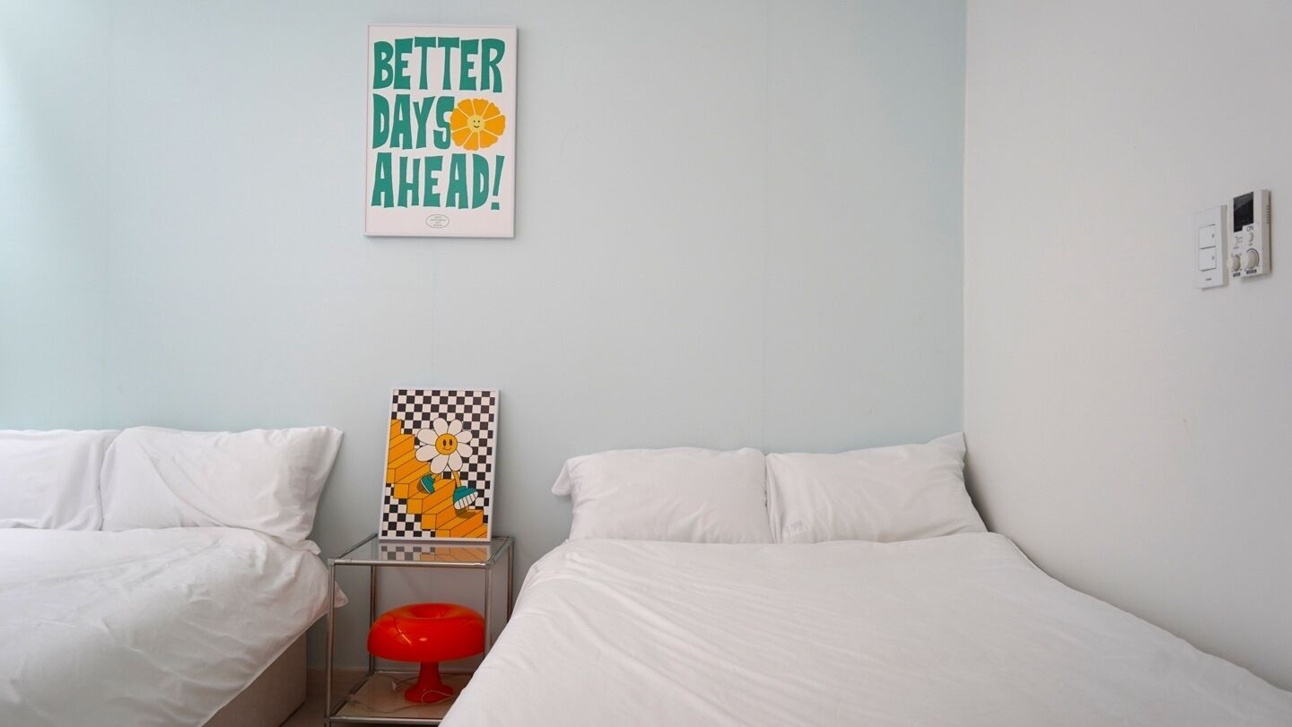 2 bedrooms, WiFi, bed sheets